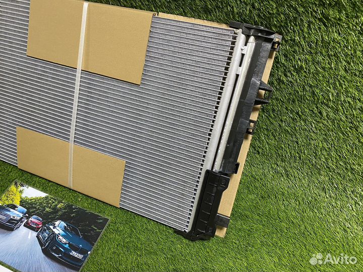 Радиатор кондиционера Mercedes GLA W156 W176 W117