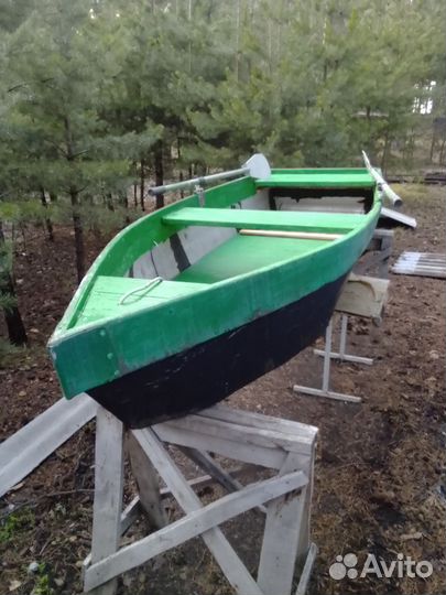 Лодка алюминевая