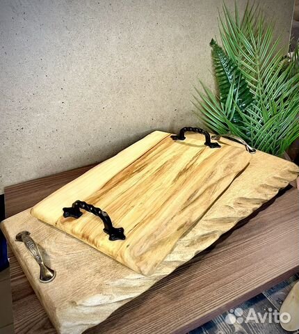 Поднос деревянный на ножках