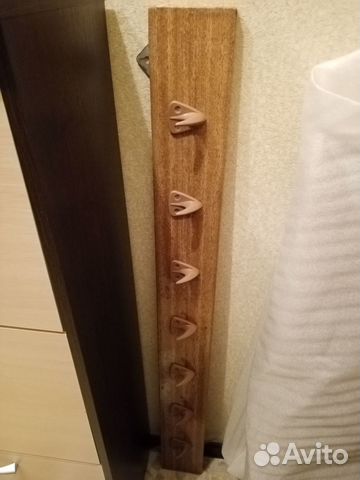 Вешалка настенная