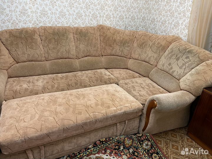 Угловой диван бу