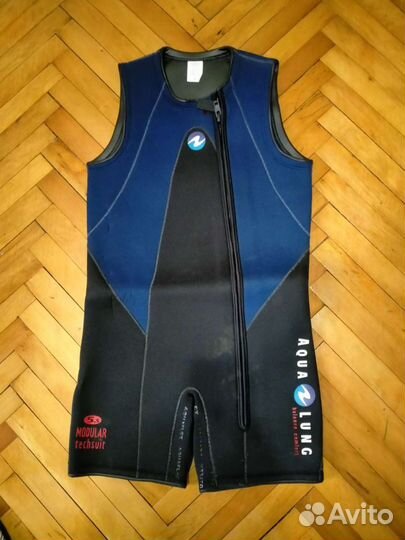 Гидрокостюм