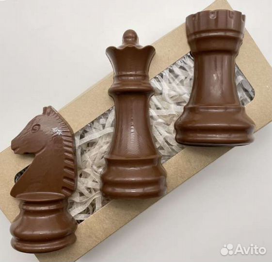 Шахматы ручной работы из шоколада