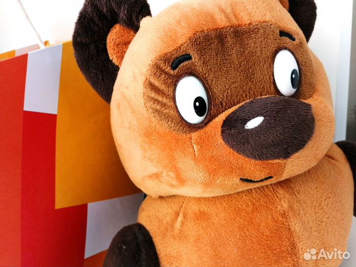 Мягкие игрушки: Винни Пуx, и др медведи