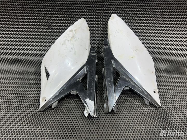 Задние боковины Suzuki RM-Z 250 2010-2018