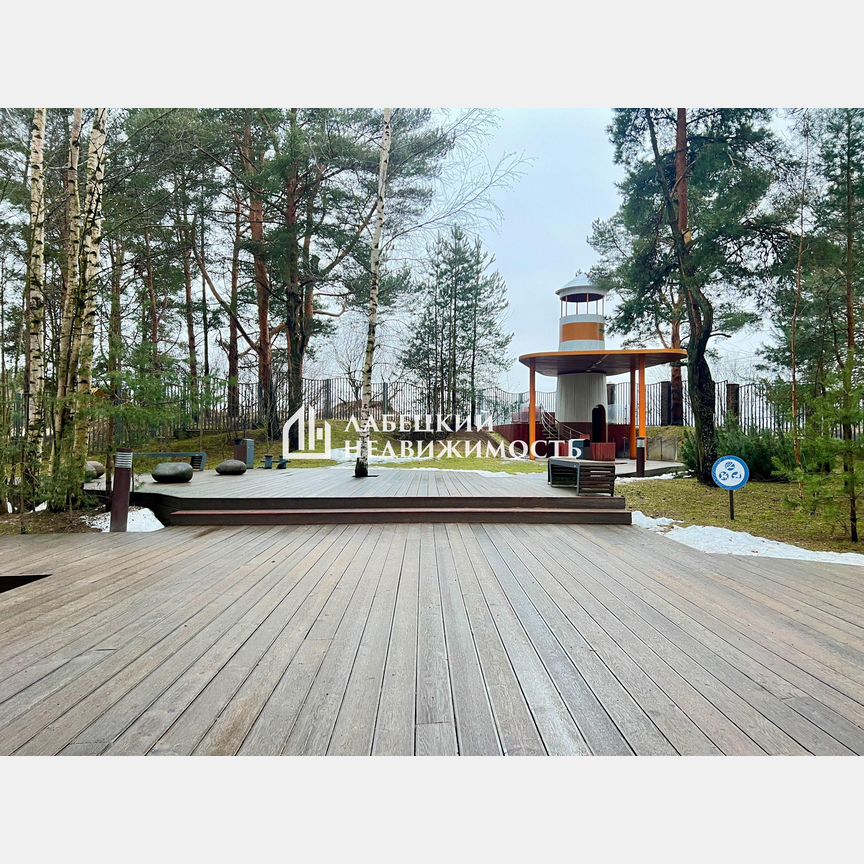 1-к. апартаменты, 43,3 м², 1/6 эт.