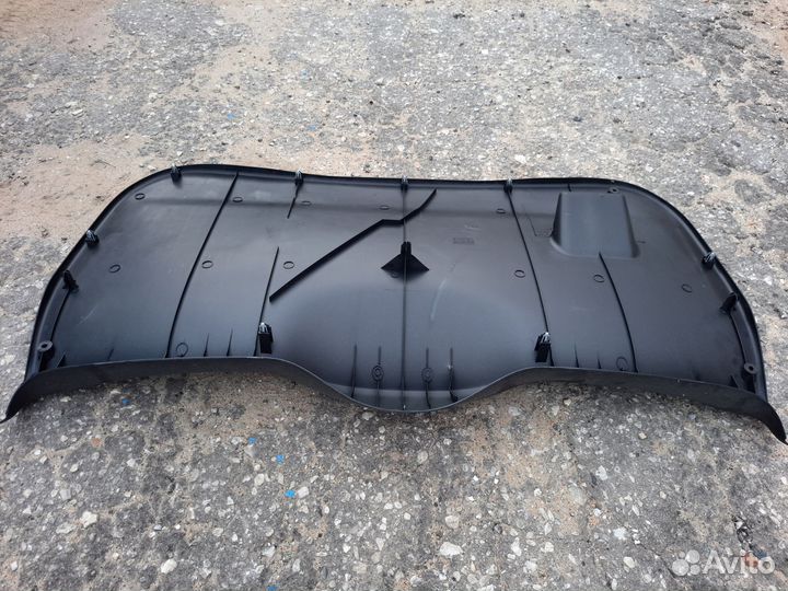 Обшивка крышки багажника Форд Фъюжен