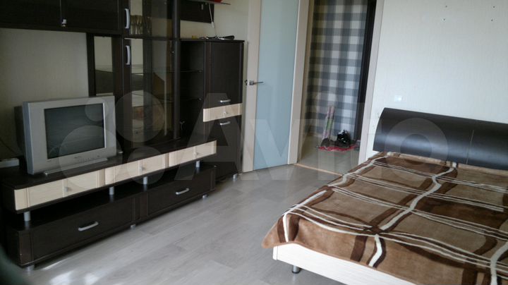 1-к. квартира, 42 м², 5/10 эт.