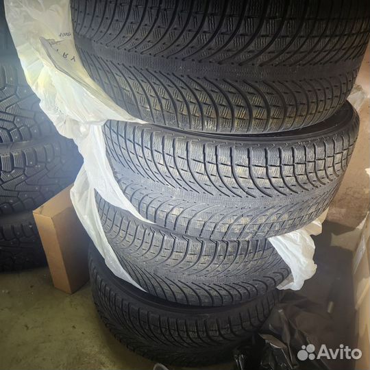 Michelin X-Ice 265/40 R21