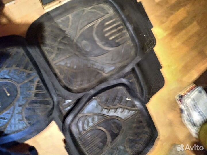 Автомобильные коврики резиновые 4шт