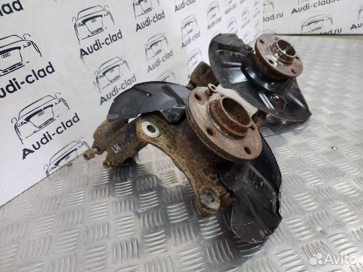 Кулак поворотный передний VW Transporter T5