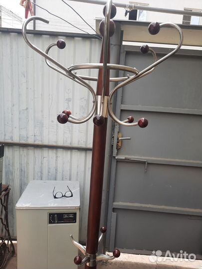 Вешалка напольная