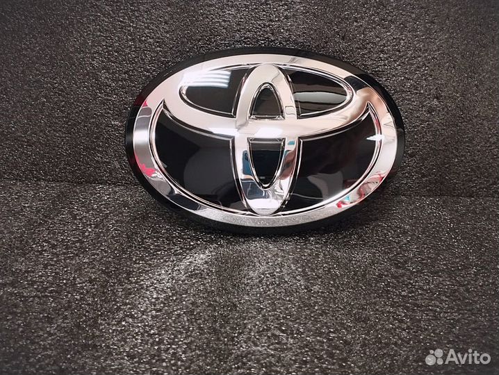 Эмблема в решетку Cruiser 200 с16г Штатная