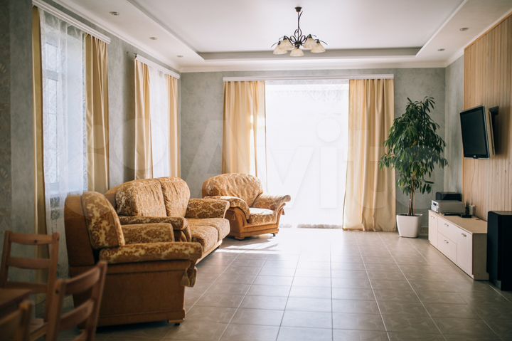 Дом 140 м² на участке 6 сот.