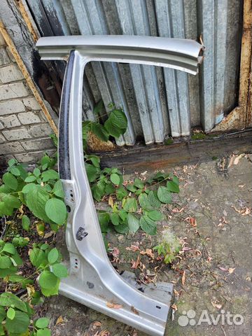 Центральная правая стойка kia spectra