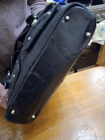 Сумка натуральная кожа фирмы 