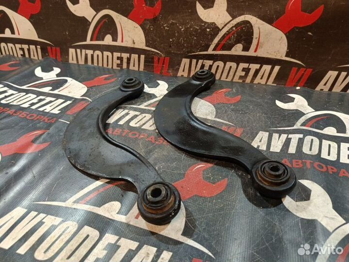 Рычаги поперечные серпы задние Ford Focus 1 MK1