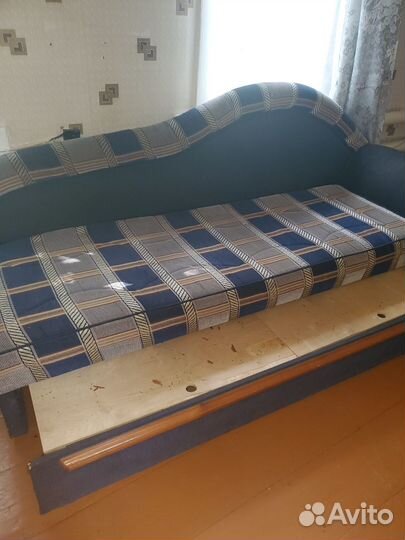 Диван-кровать раскладной в клетку