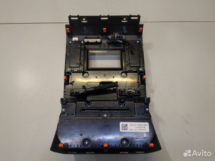 Панель управления магнитолой Ford F-150, 2018