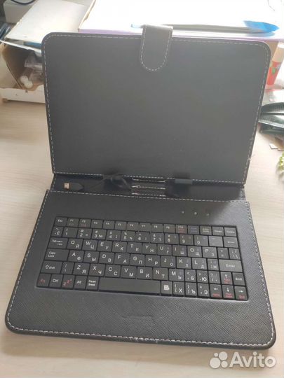 Чехол для планшета с клавиатурой
