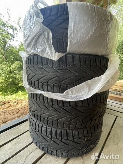 Nokian Tyres Hakkapeliitta R2 SUV 255/55 R20 110R