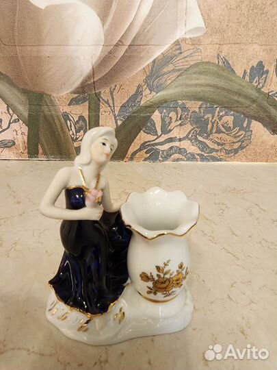 Фарфоровые статуэтки