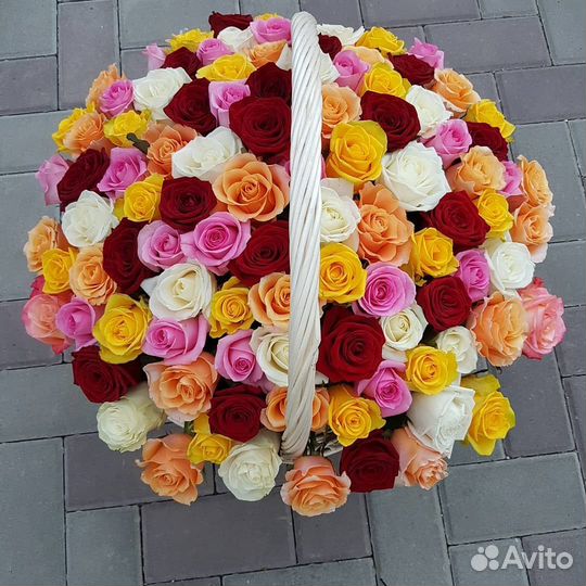 Корзина с цветами 009