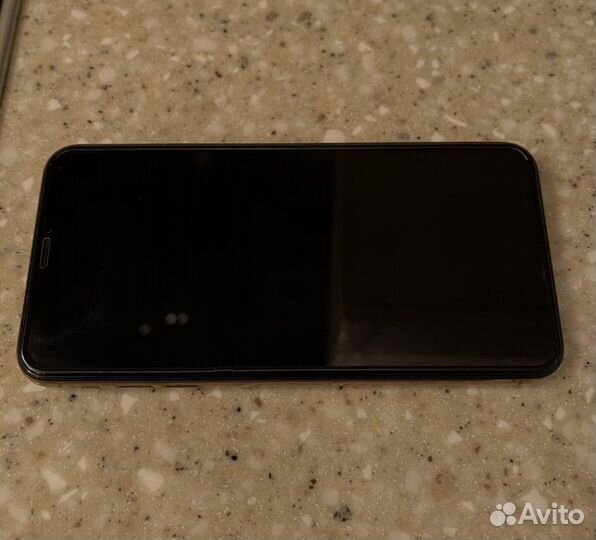 Телефон iPhone xs max 256gb