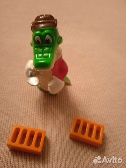 Крокодил Гена Киндер - сюрприз