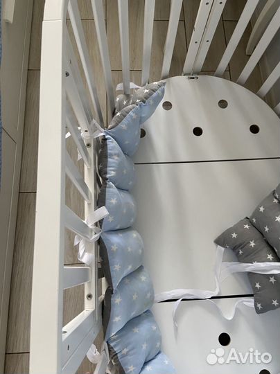 Детская кроватка трансформер с маятником