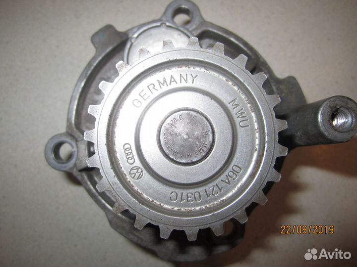 Помпа 06А 121 031С пр-во Германия (MWU)