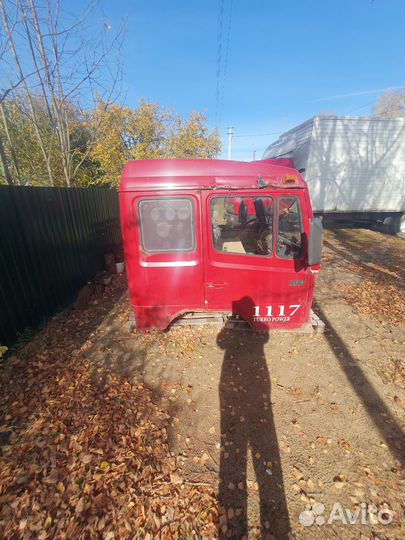 Кабина мерседес 814 со спальником