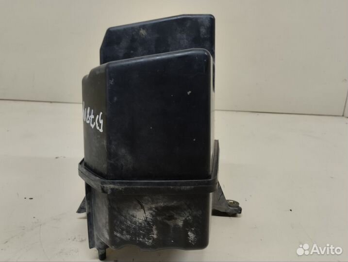 Резонатор воздушного фильтра Nissan Almera Classic