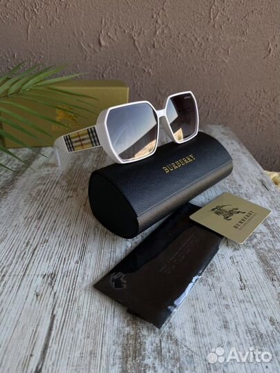 Очки burberry