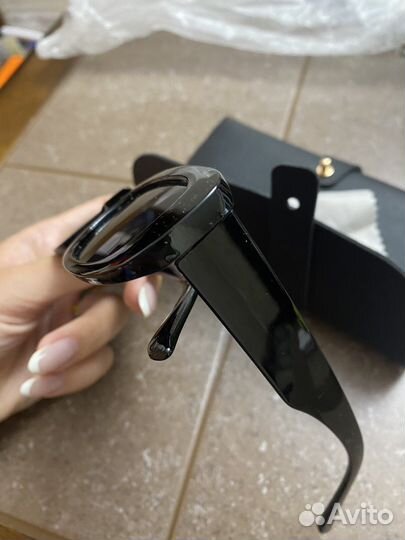 Солнцезащитные очки