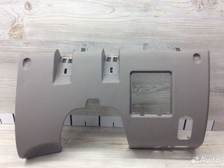 Накладка (кузов внутри) Mitsubishi L200 KB