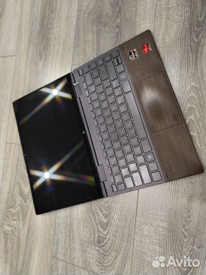 Ноутбук HP Envy x360