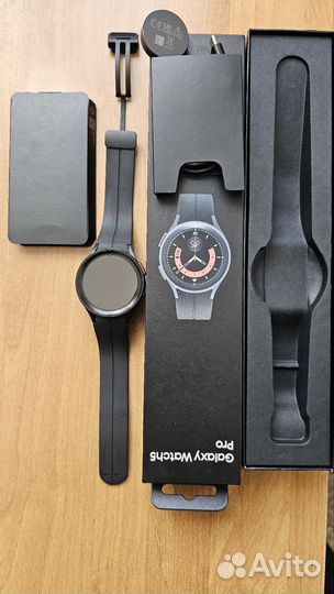 Смарт-часы Samsung Galaxy Watch5 Pro