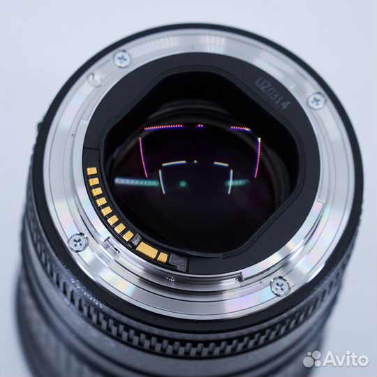 Canon EF 135mm f/2.0L USM