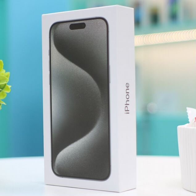 iPhone 15 Pro, 256 ГБ, SIM + eSIM