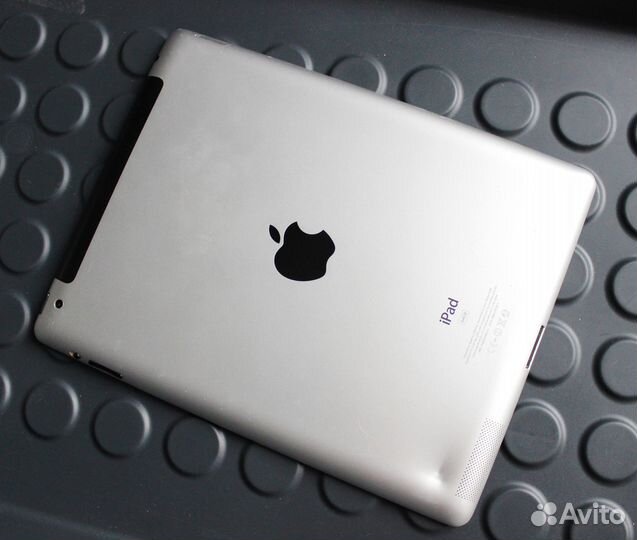 iPad 2 Wi-Fi+3G 64 Gb