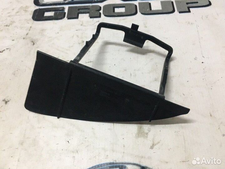 Кронштейн датчика смены полос лев. зад. BMW X5