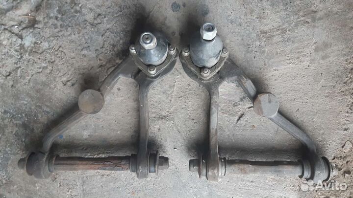 Рычаги вехние нива21213