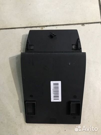 Обшивка салона Volvo V70