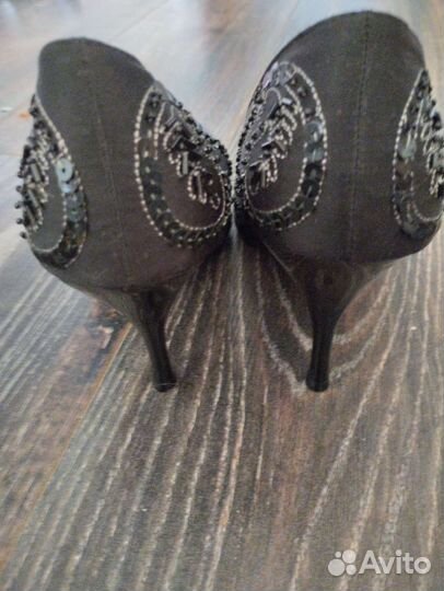 Туфли с бисером
