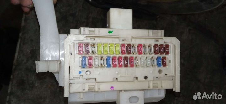 Блок предохранителей Toyota Corolla e 150