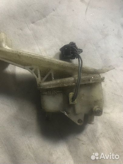 Бачок для тормозной жидкости Mazda Premacy CP8 FP