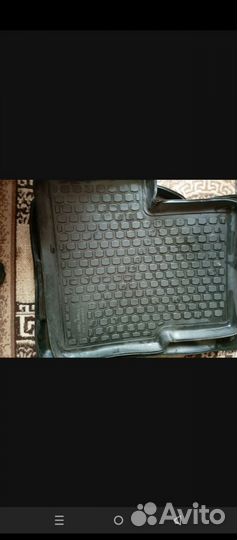 Автомобильные коврики резиновые бу