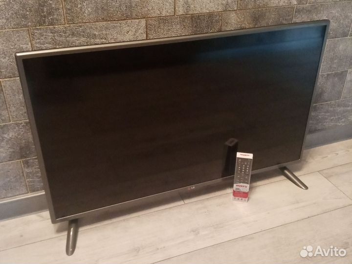 Телевизор 102см DVB-T2