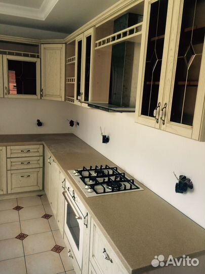 Кухни из массива дуба,ясеня,лдсп